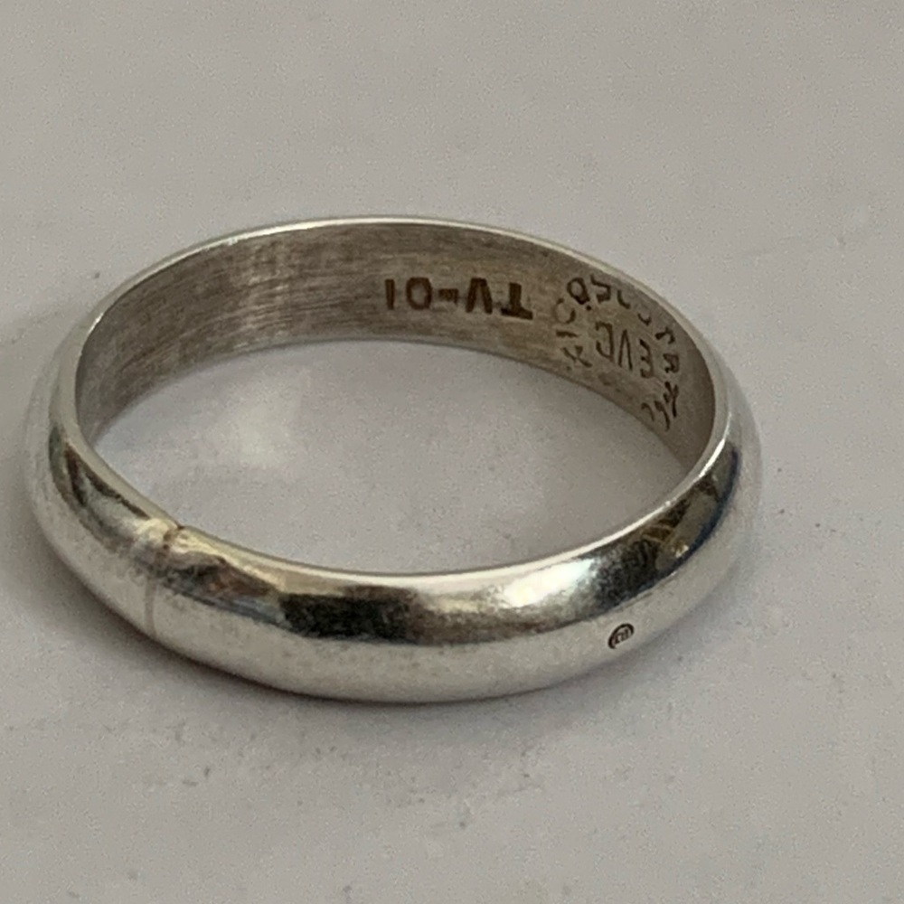 New vintage Silver Band 925 Ring